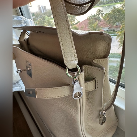 Hermes Kelly 32 cm Beton color ,Togo leather ,silver hardware - Picture 11 of 16